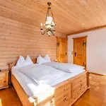 Alpenvilla Janerweg - By Mynests