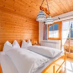 Alpenvilla Janerweg - By Mynests 斯拉德明